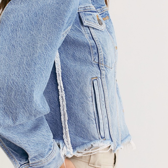❗️LAST ONE❗️Free People Indira Denim Jacket - Picture 3 of 7